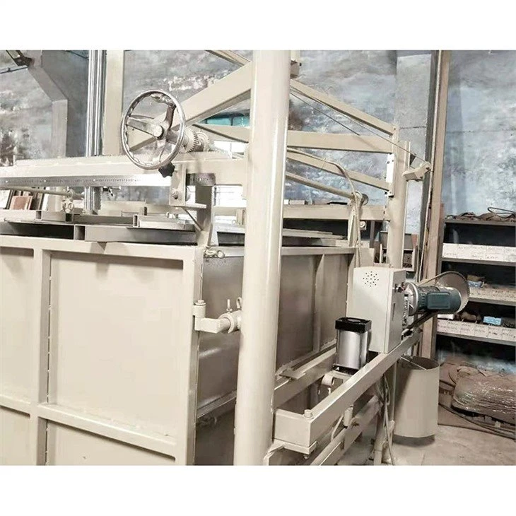 Manual foaming machine